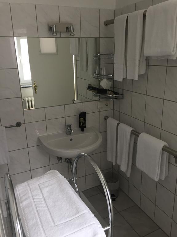 Hotel Stadt Mainz Schwabenheim an der Selz Exterior foto