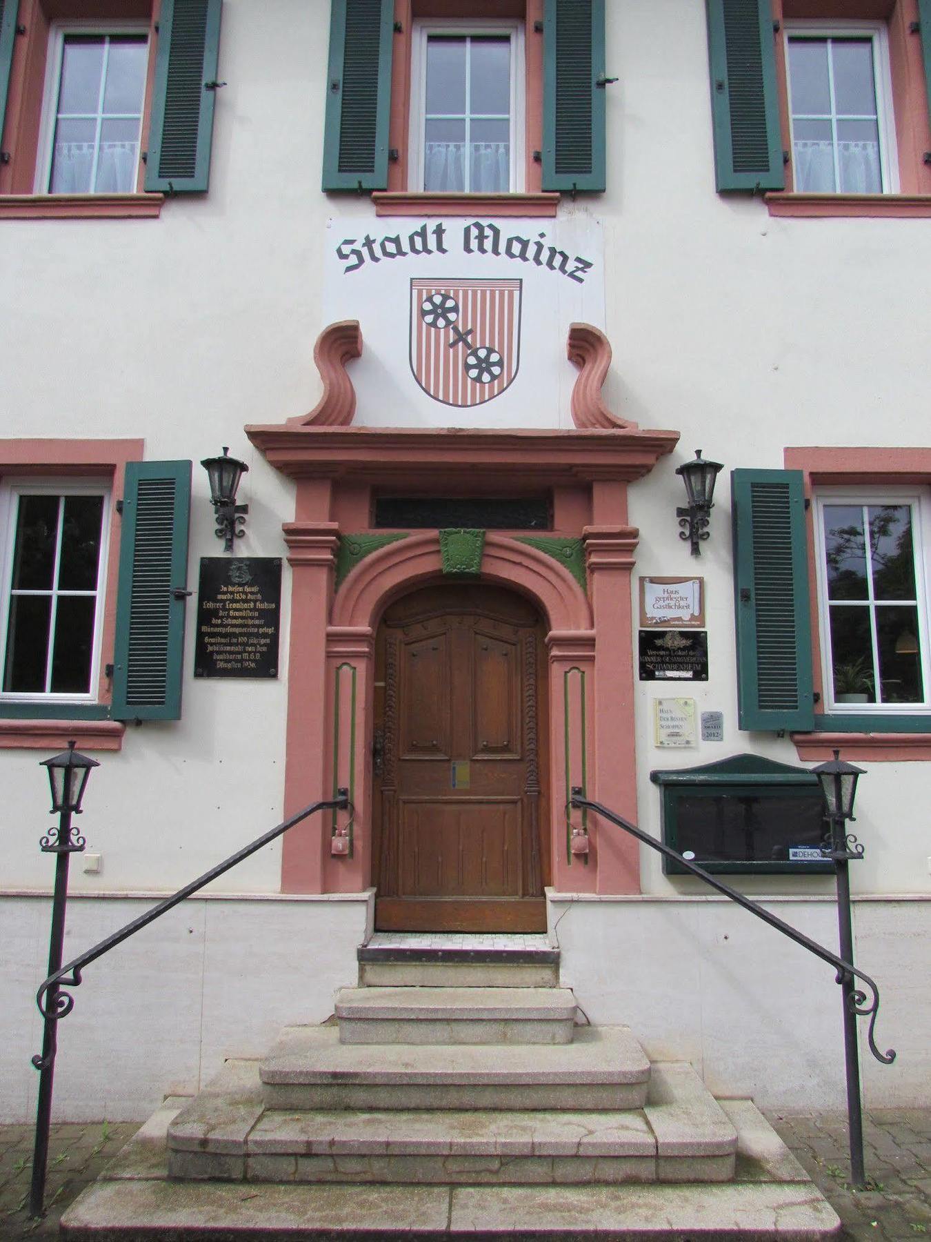 Hotel Stadt Mainz Schwabenheim an der Selz Exterior foto